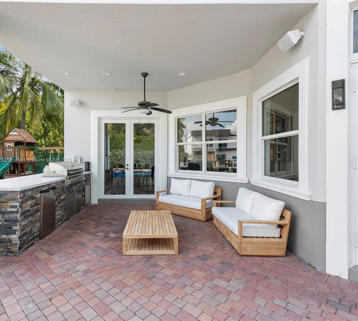 THREE ISLANDS 3RD SECTION - Residential