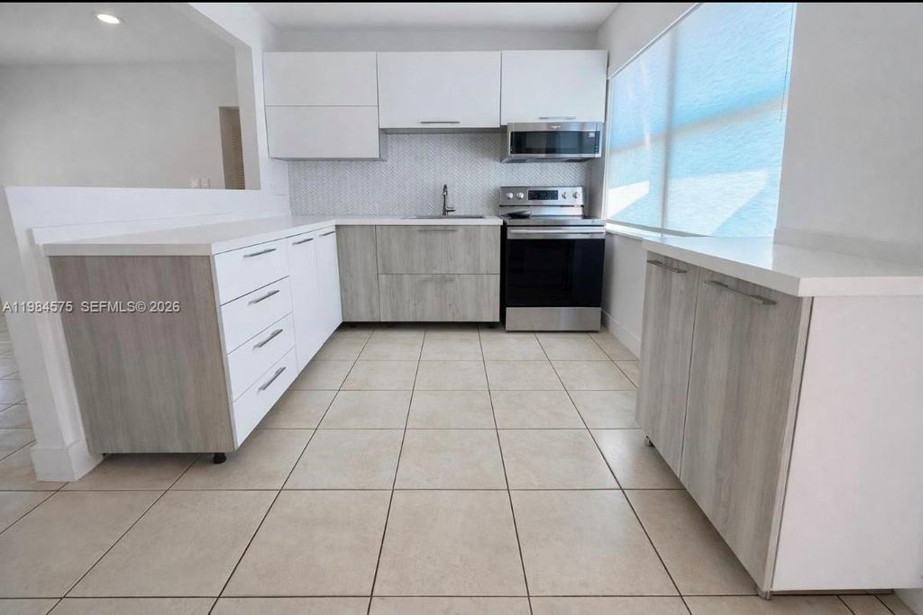 Photo of 2842 Jackson St, Hollywood, FL 33020 (MLS # A11984575)