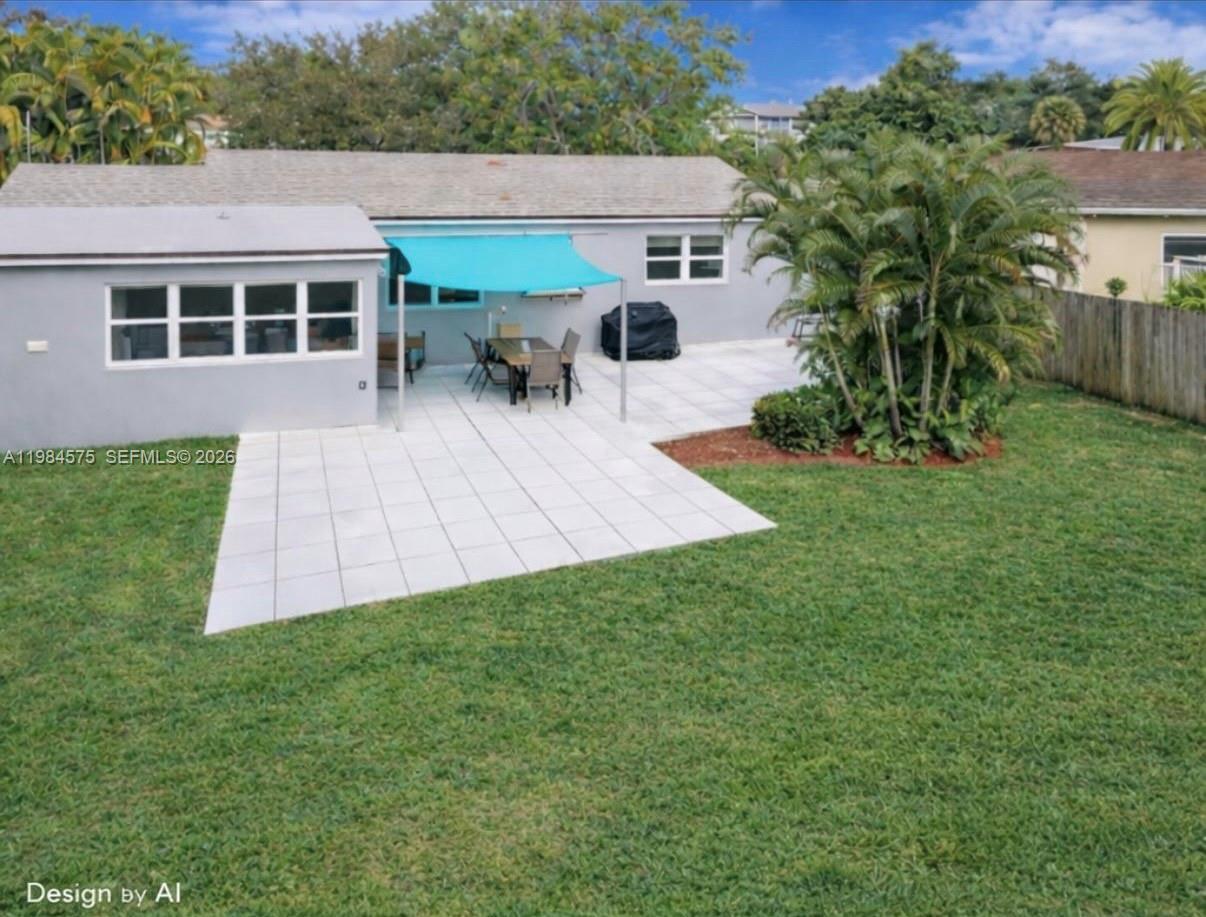 HOLLYWOOD LITTLE RANCHES - Residential