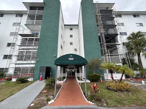 4751 NW 21st St 114 Lauderhill FL 33313