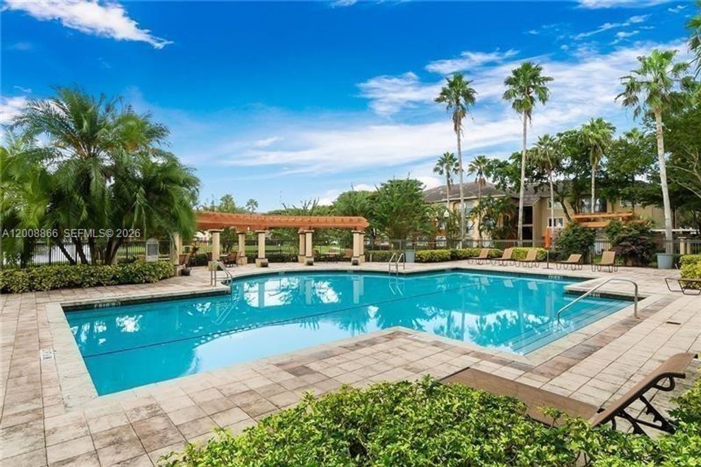 Photo of 4197 N Haverhill Rd #213, West Palm Beach, FL 33417 (MLS # A12008866)