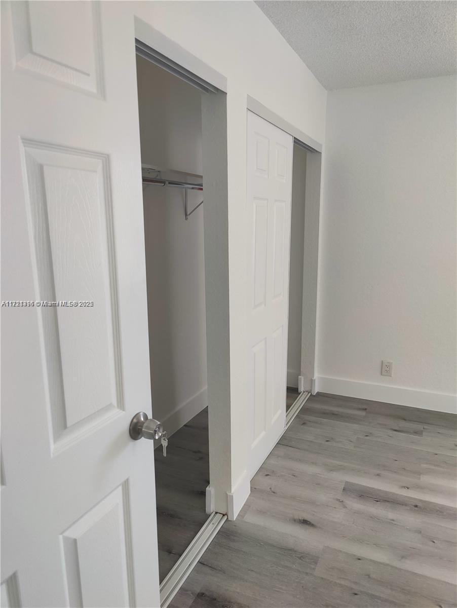 MIDDLE RIVER PLAZA - Residential Income