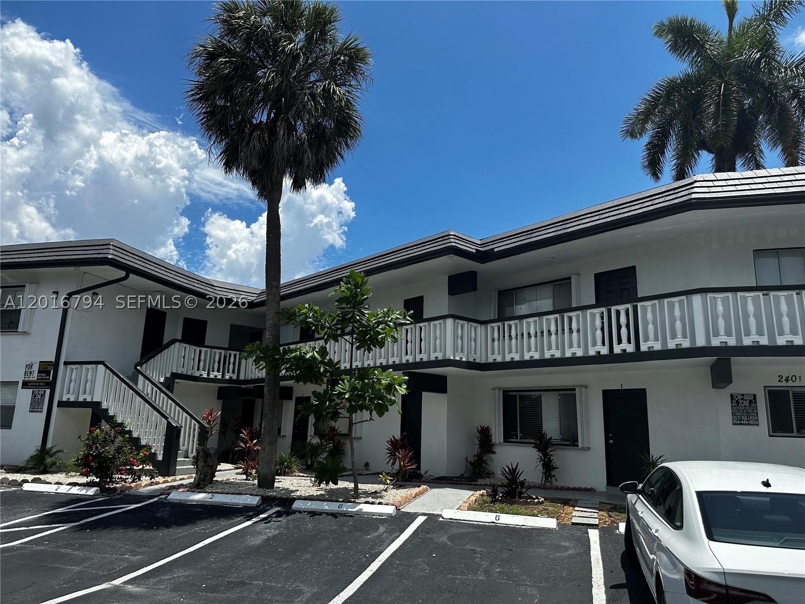 2401 NW 9th Ave 1-8 - Image 1