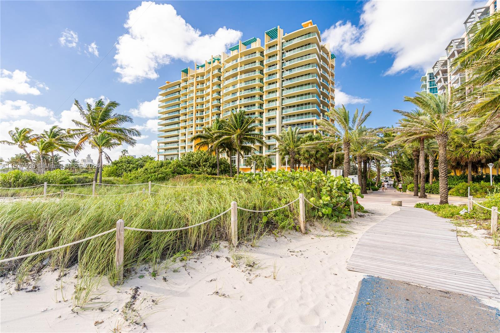 IL VILLAGGIO ON SOUTH BEA - Residential Lease