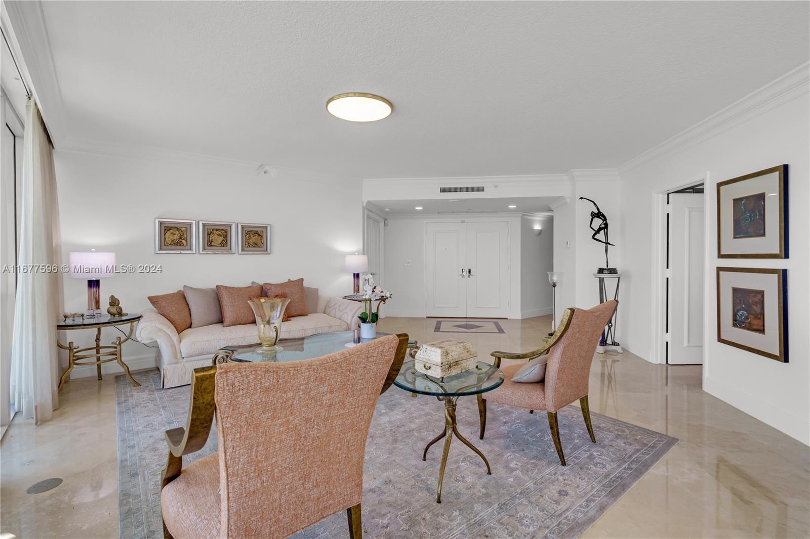 IL VILLAGGIO ON SOUTH BEA - Residential Lease