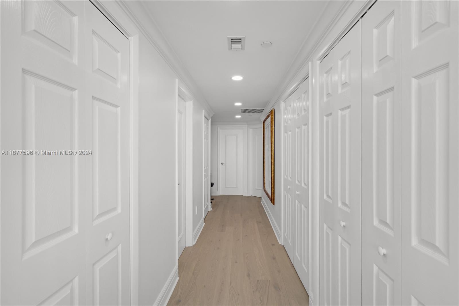 IL VILLAGGIO ON SOUTH BEA - Residential Lease