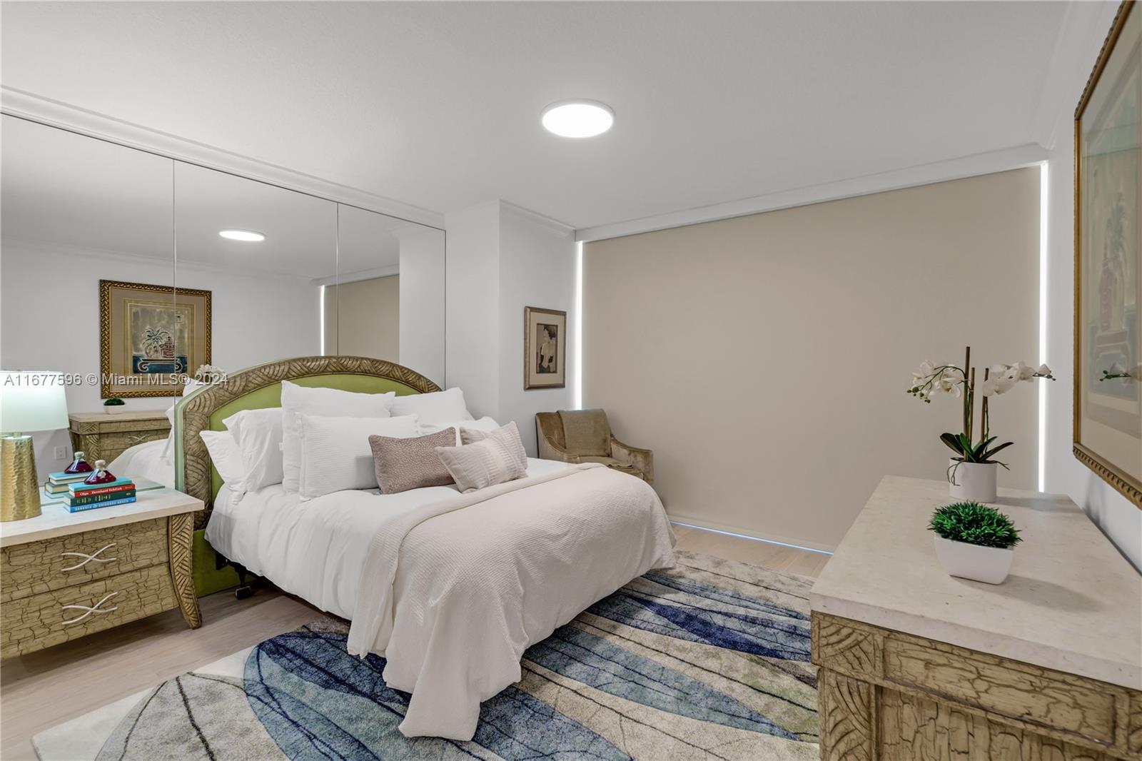 IL VILLAGGIO ON SOUTH BEA - Residential Lease