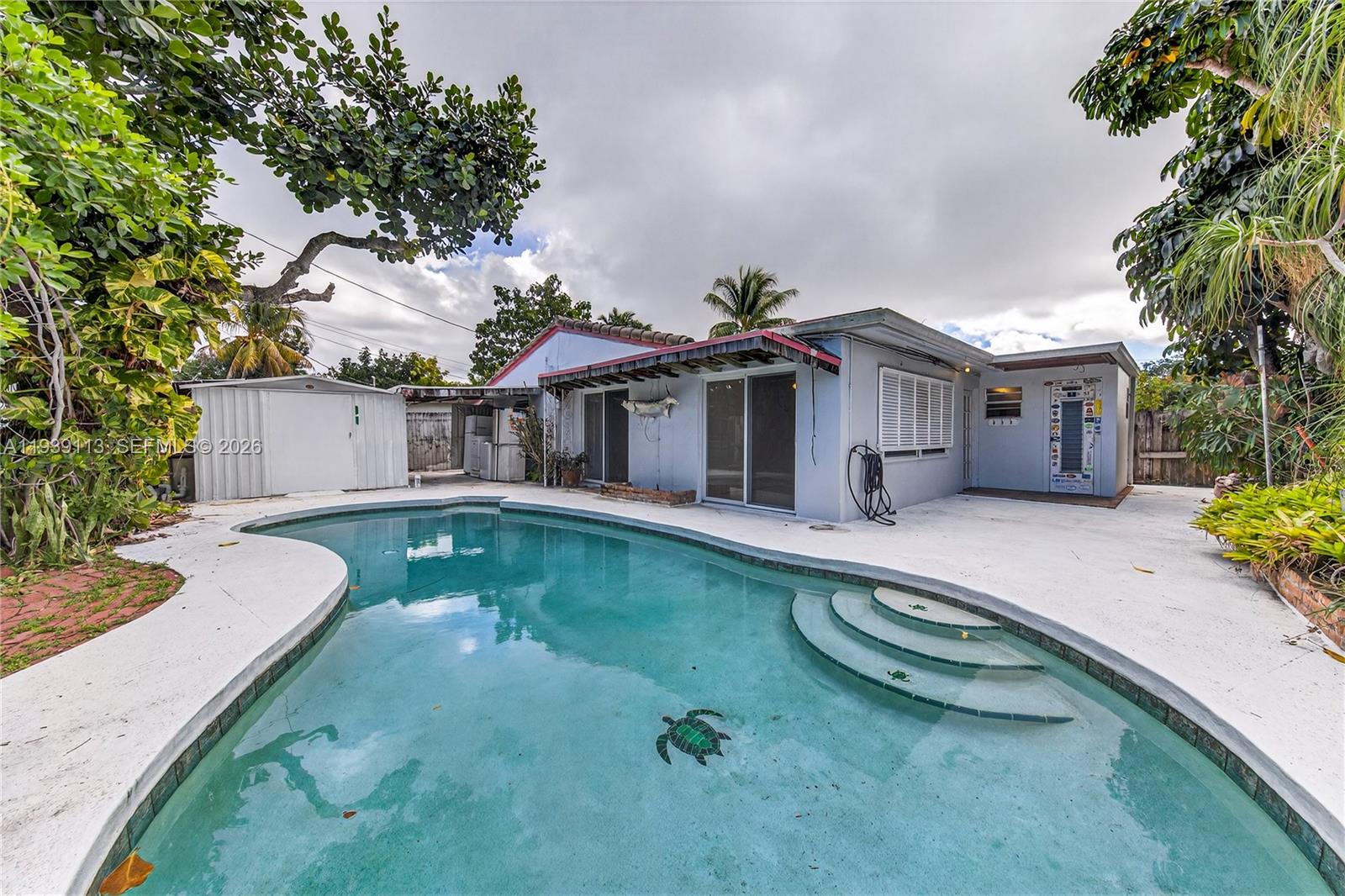 COLLIER ESTATES - Residential