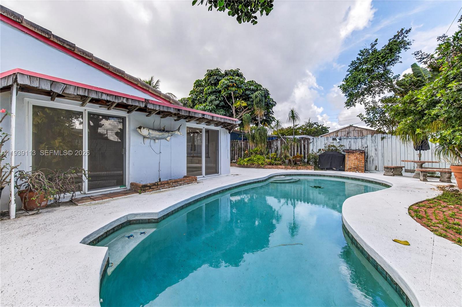 COLLIER ESTATES - Residential