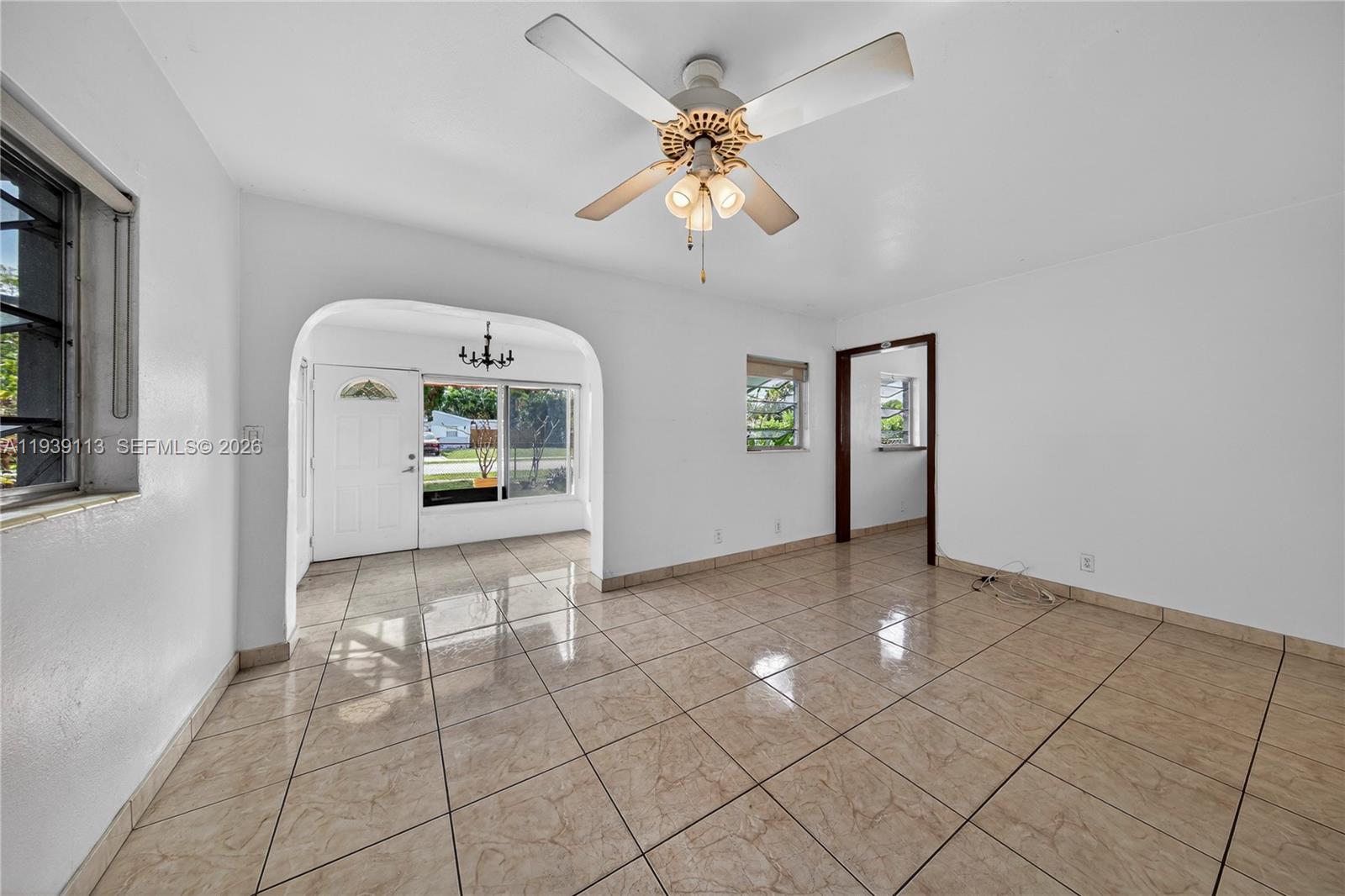 COLLIER ESTATES - Residential