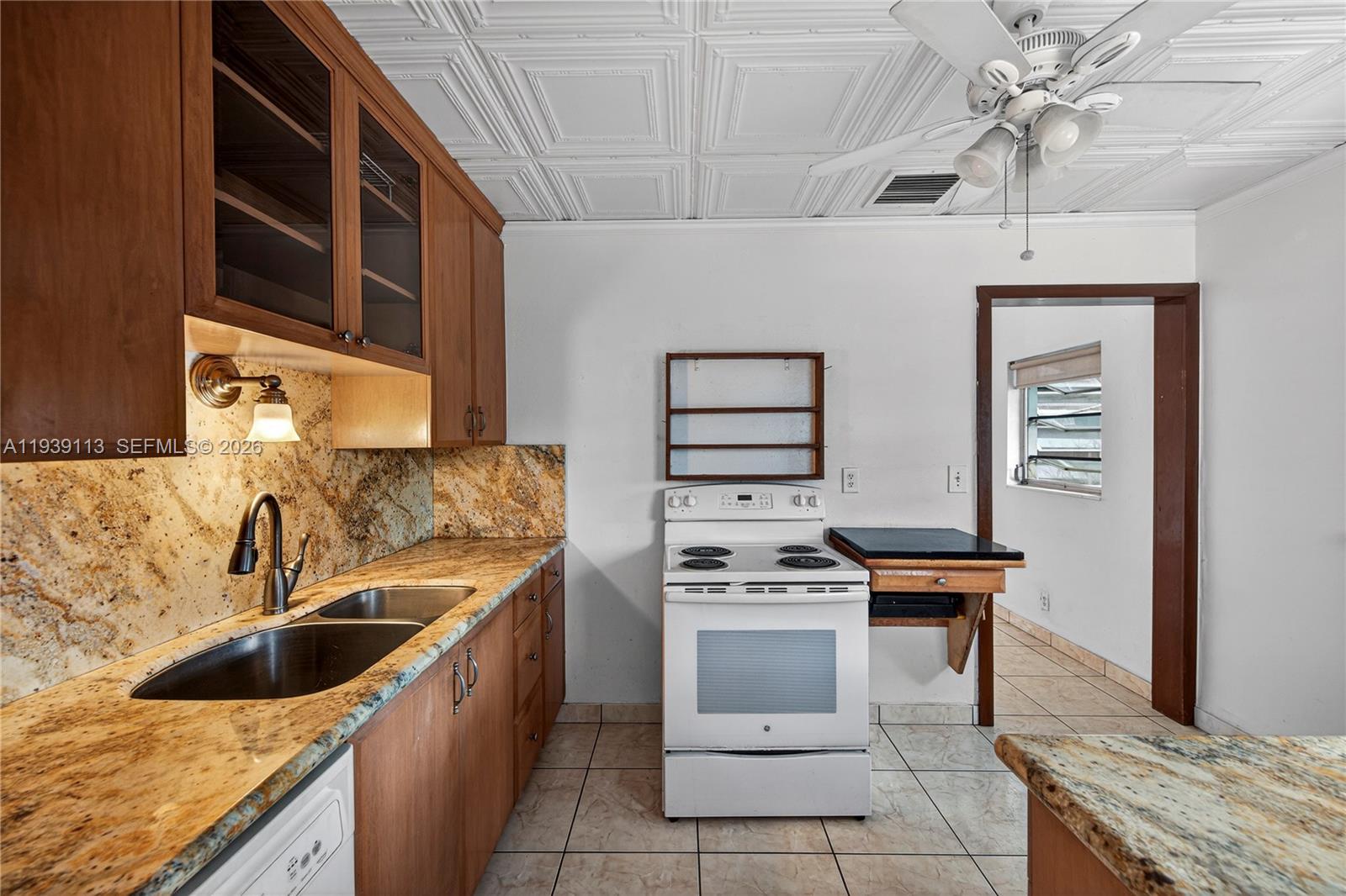 COLLIER ESTATES - Residential