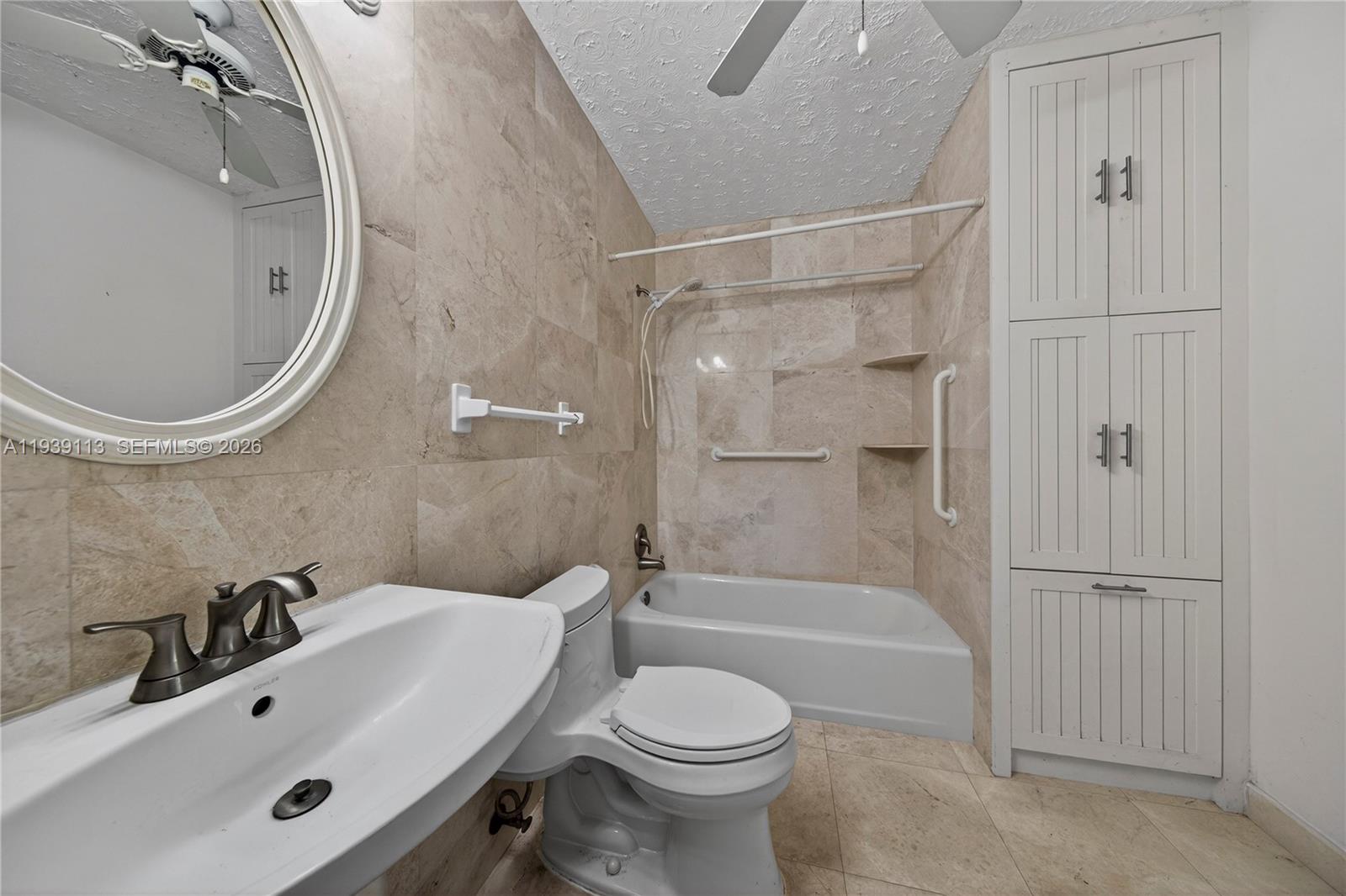 COLLIER ESTATES - Residential