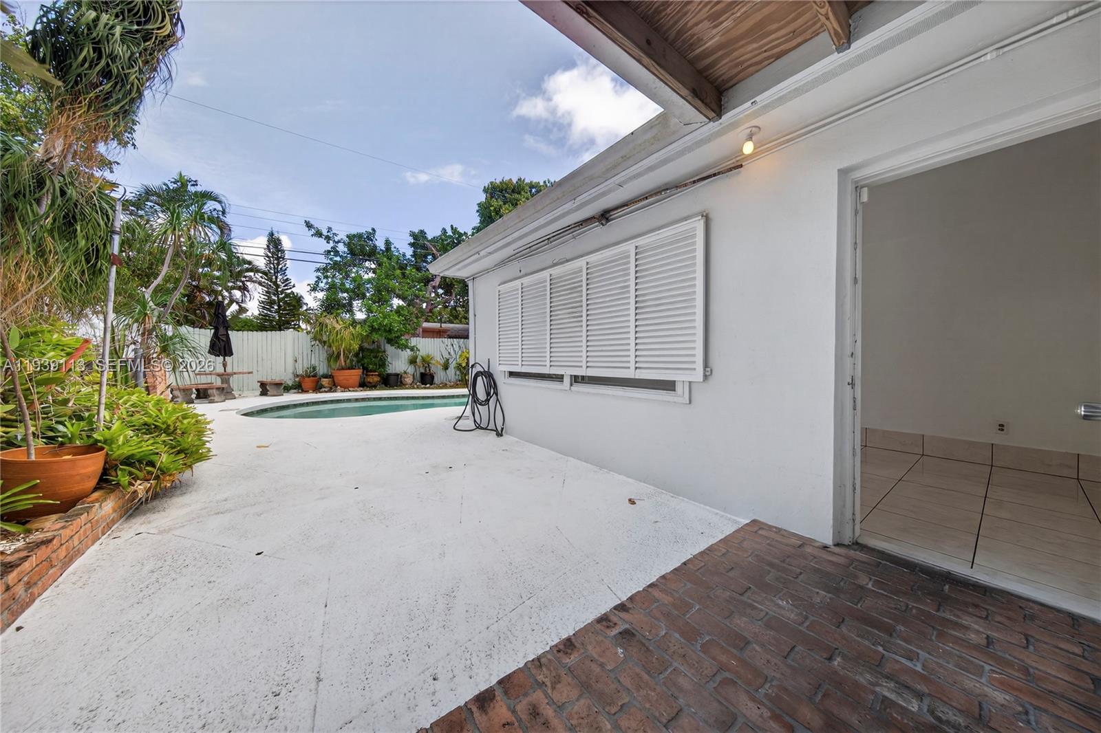 COLLIER ESTATES - Residential