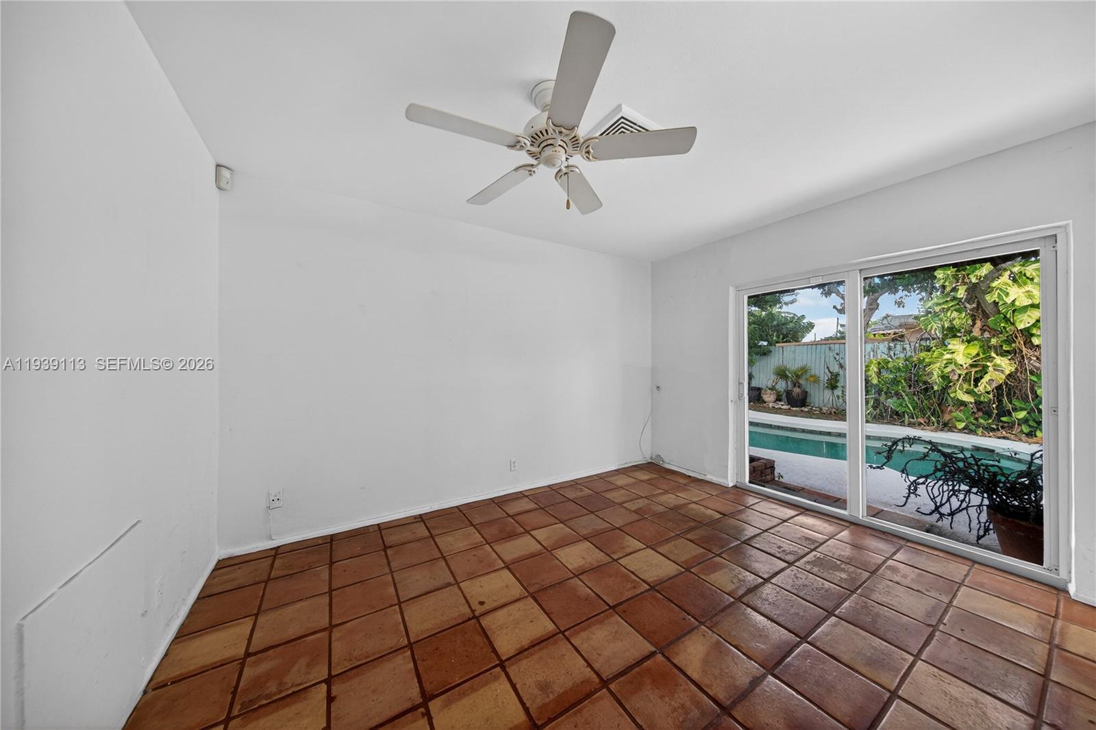 COLLIER ESTATES - Residential