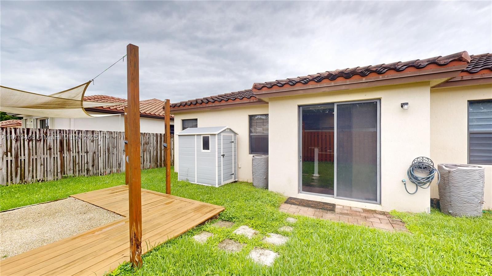 VENETIAN PARC WEST - Residential