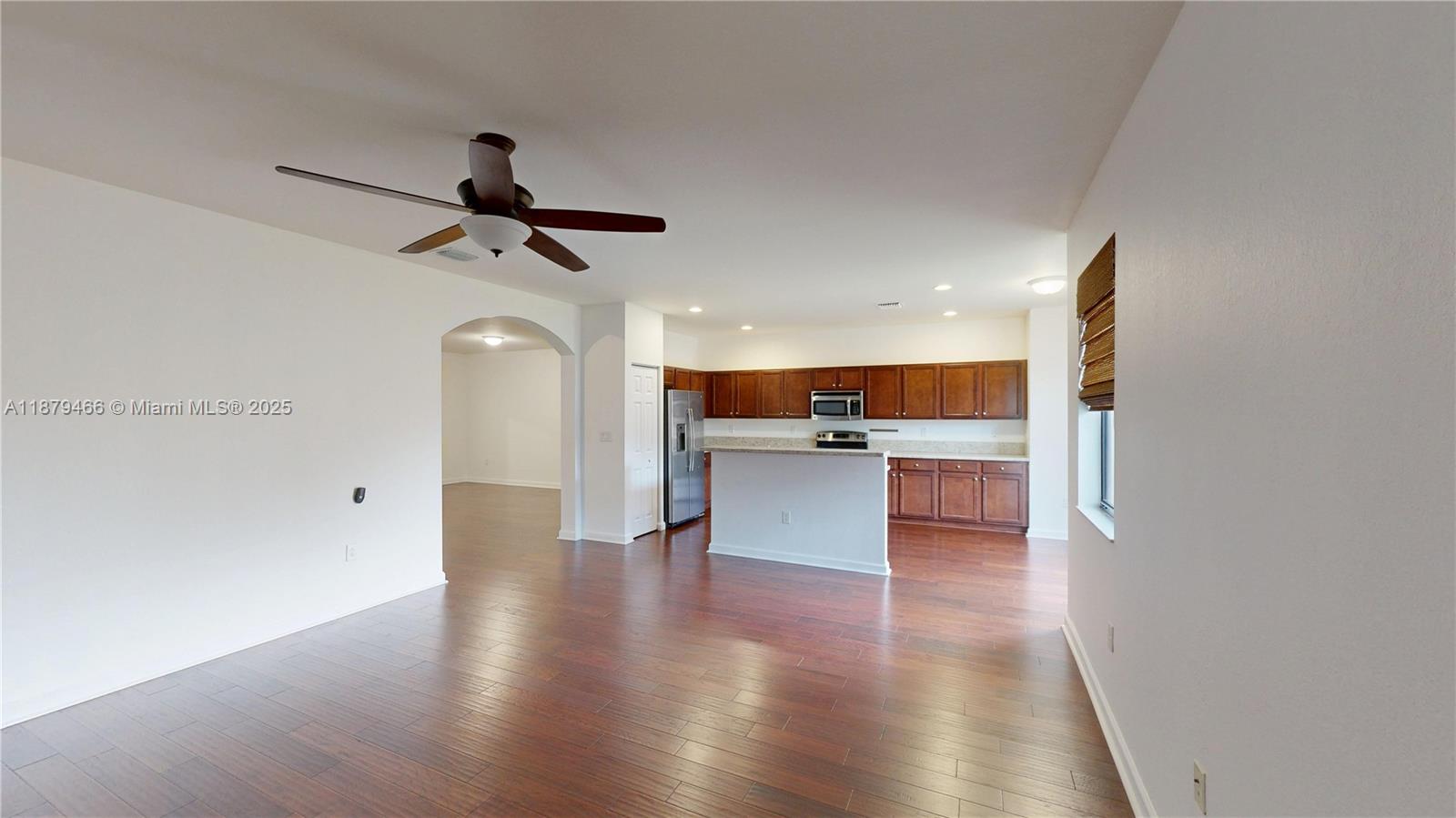 VENETIAN PARC WEST - Residential