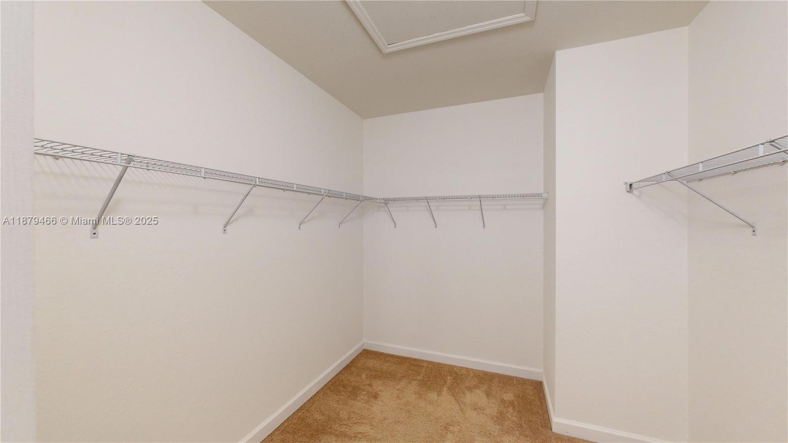 VENETIAN PARC WEST - Residential