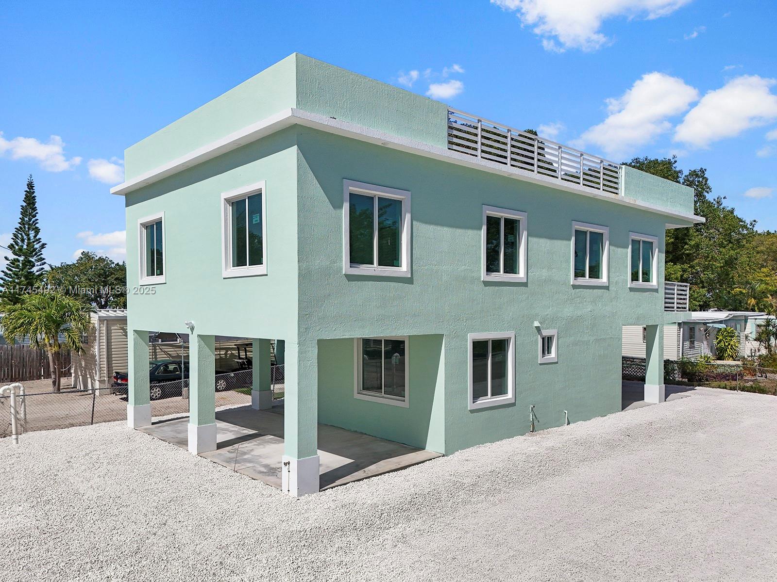 Property for Sale at 101 Kay Dr, Key Largo, Monroe County, Florida - Bedrooms: 4 
Bathrooms: 3  - $949,500