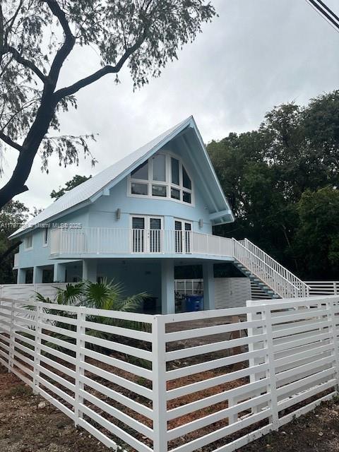 PAMELA VILLA - Residential