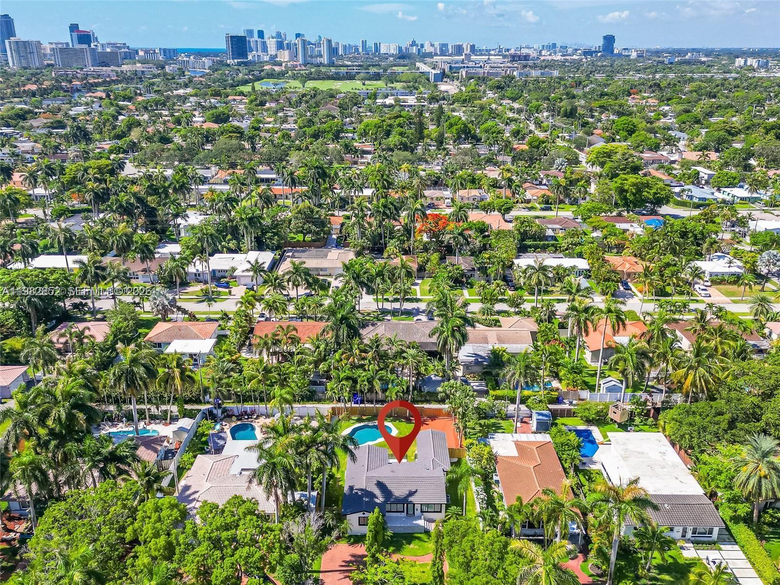 HOLLYWOOD LAKES SECTION - Residential