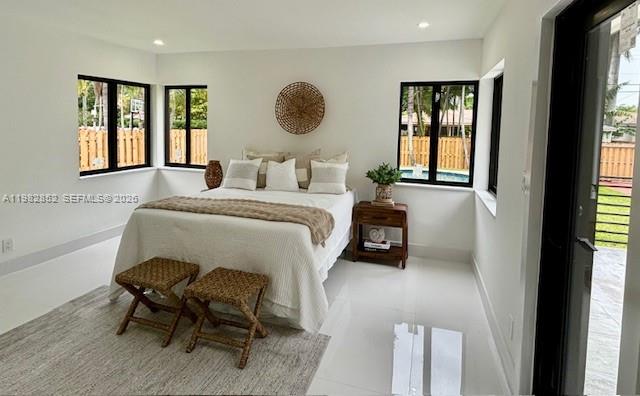 HOLLYWOOD LAKES SECTION - Residential