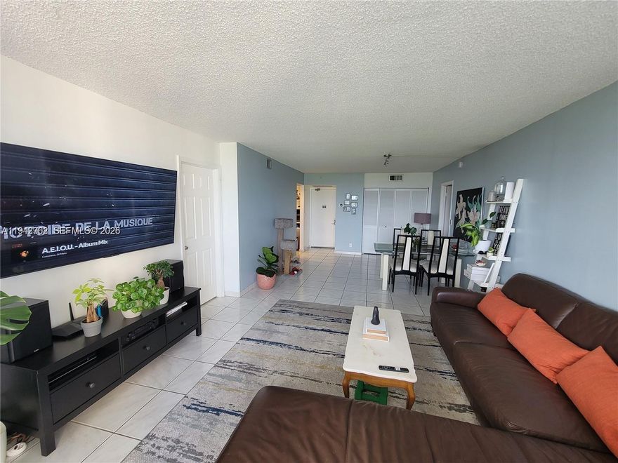 Beautiful 2/2 unit with breathtaking golf course views in a safe gated community located just minutes of Aventura Mall and the beach. Spacious apartment with tile floors, renovated kitchen, stainless steel appliances, great closet space, floor-to-ceiling windows with a lot of natural light. The building has a pool, jacuzzi, sauna, gym and community room. Laundry facilities on each floor. One covered parking space in a garage, and one small storage unit. Second parking can be requested from the association. Plenty free guest parking available. Pets are welcome. The unit is currently tenant occupied until 01/14/2027. Please give a minimum 24 hours advance notice for showings. Showings can be scheduled after 5:00pm on weekdays and after 12:00pm on weekends with an advance notice only. Call or text the listing agent.