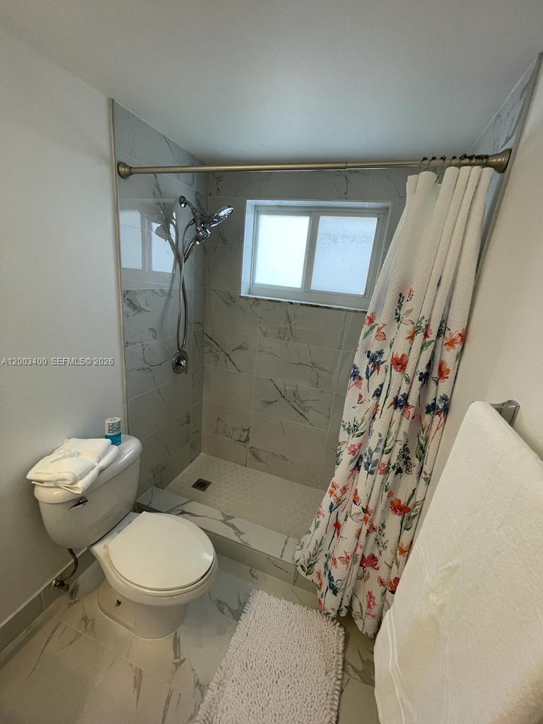 VILLAGE OF KINGS CREEK CO - Residential Lease