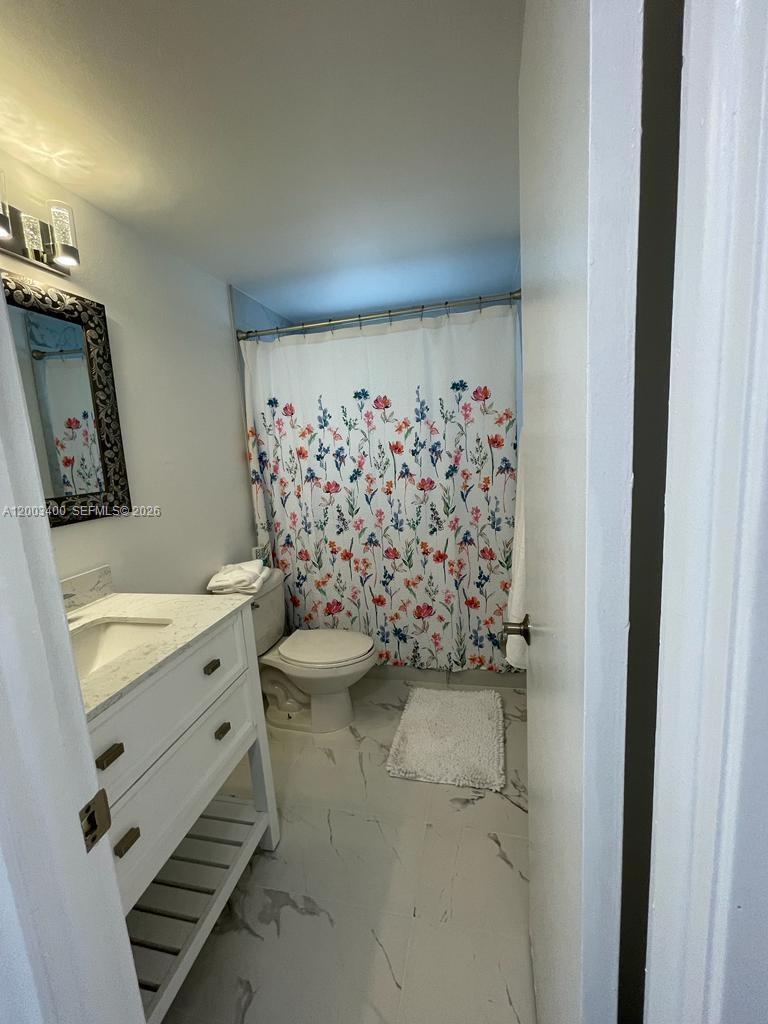 VILLAGE OF KINGS CREEK CO - Residential Lease