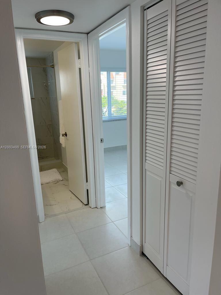 VILLAGE OF KINGS CREEK CO - Residential Lease