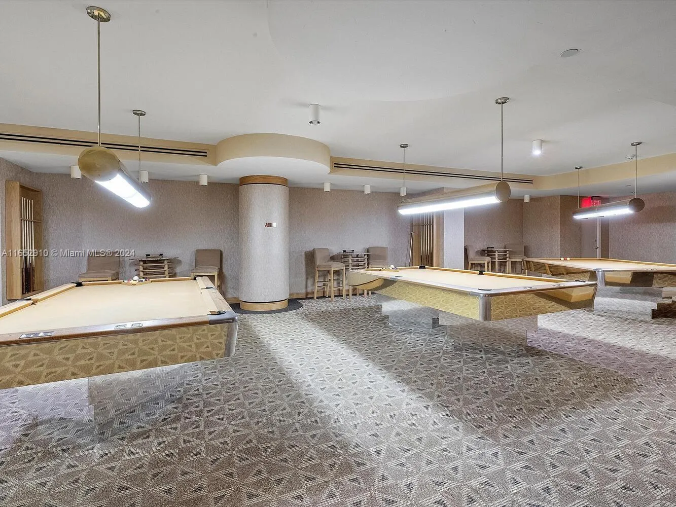 Aventura, Florida 33180, United States, 2 Bedrooms Bedrooms, ,2 BathroomsBathrooms,Residential,Active,44322