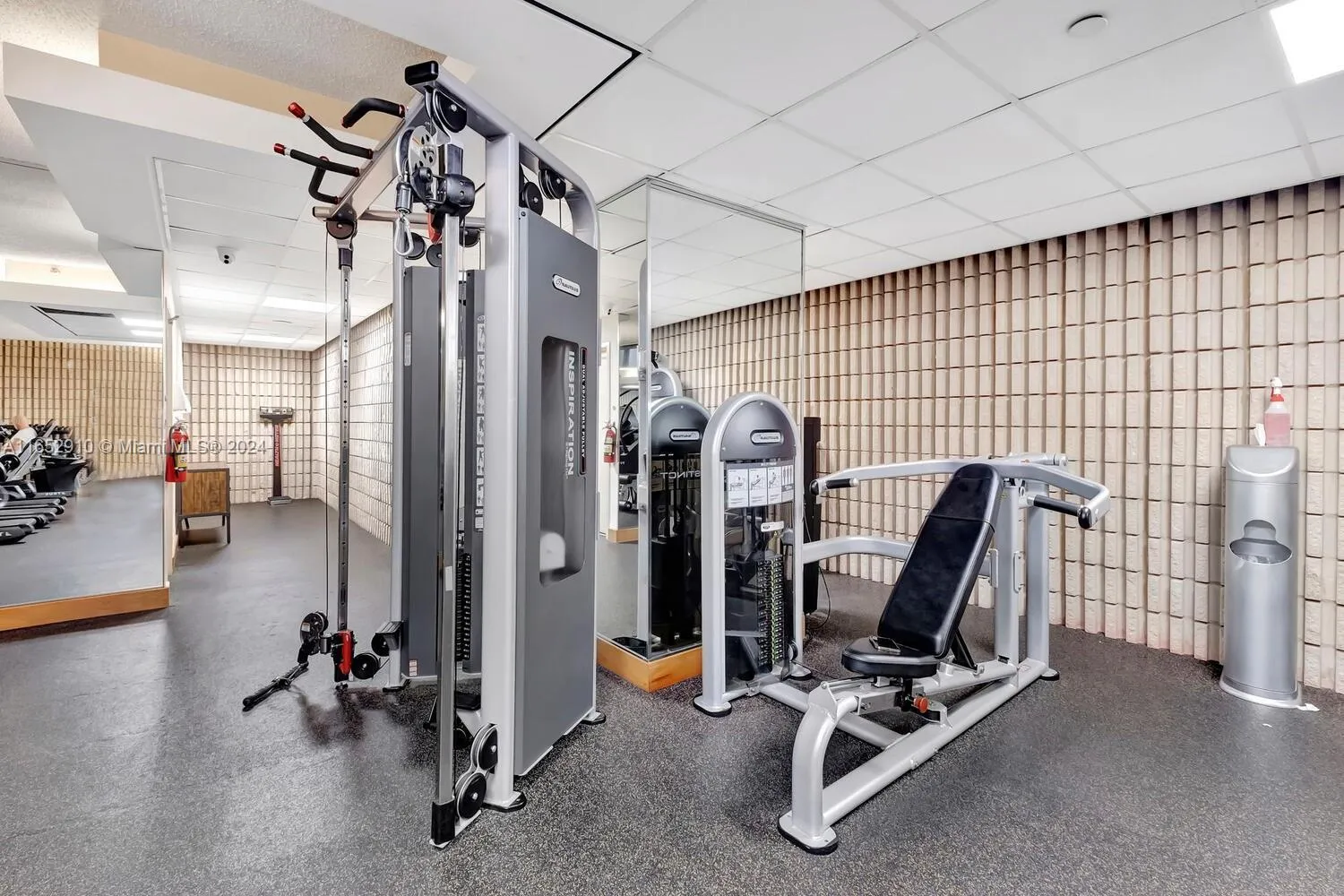 Aventura, Florida 33180, United States, 2 Bedrooms Bedrooms, ,2 BathroomsBathrooms,Residential,Active,44322