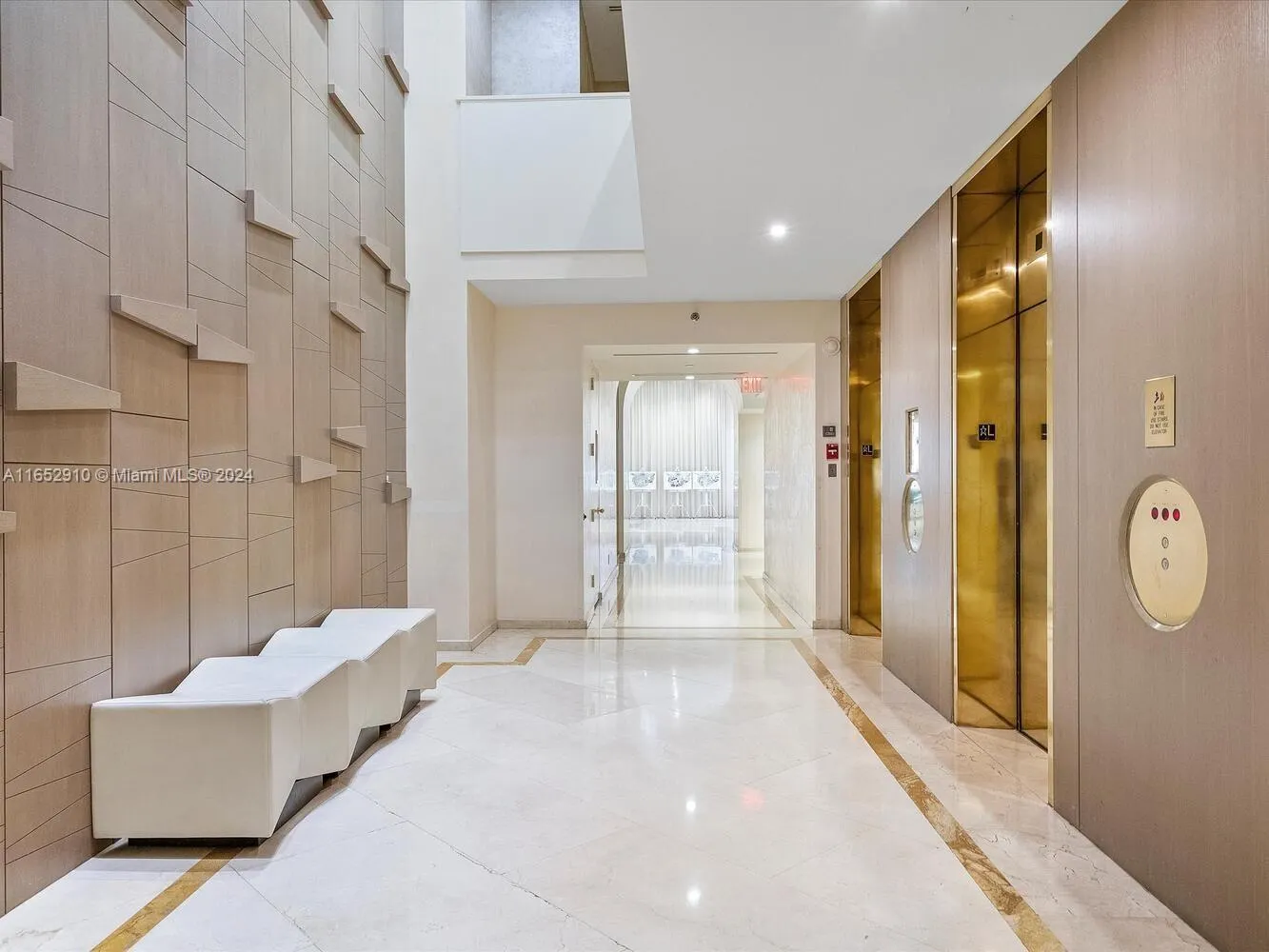 Aventura, Florida 33180, United States, 2 Bedrooms Bedrooms, ,2 BathroomsBathrooms,Residential,Active,44322