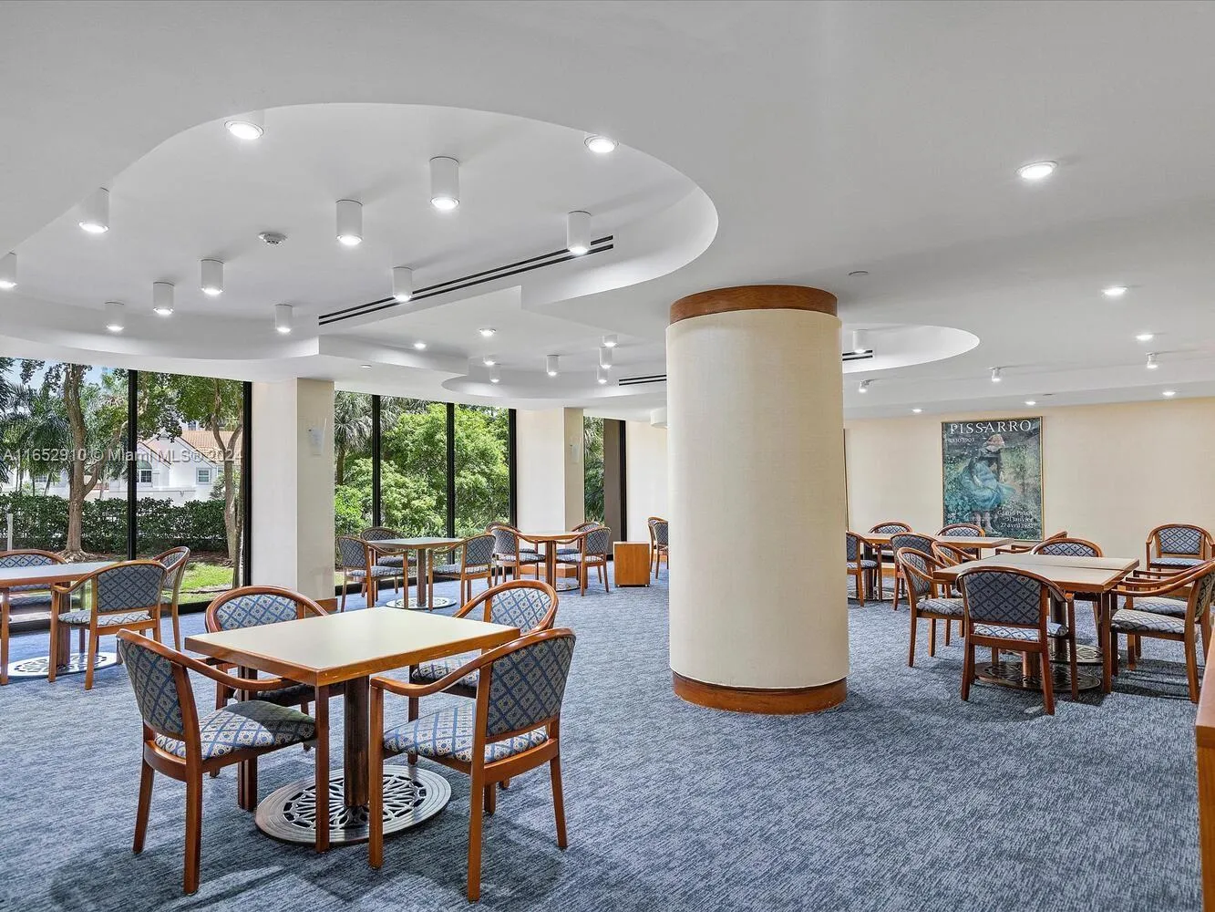 Aventura, Florida 33180, United States, 2 Bedrooms Bedrooms, ,2 BathroomsBathrooms,Residential,Active,44322