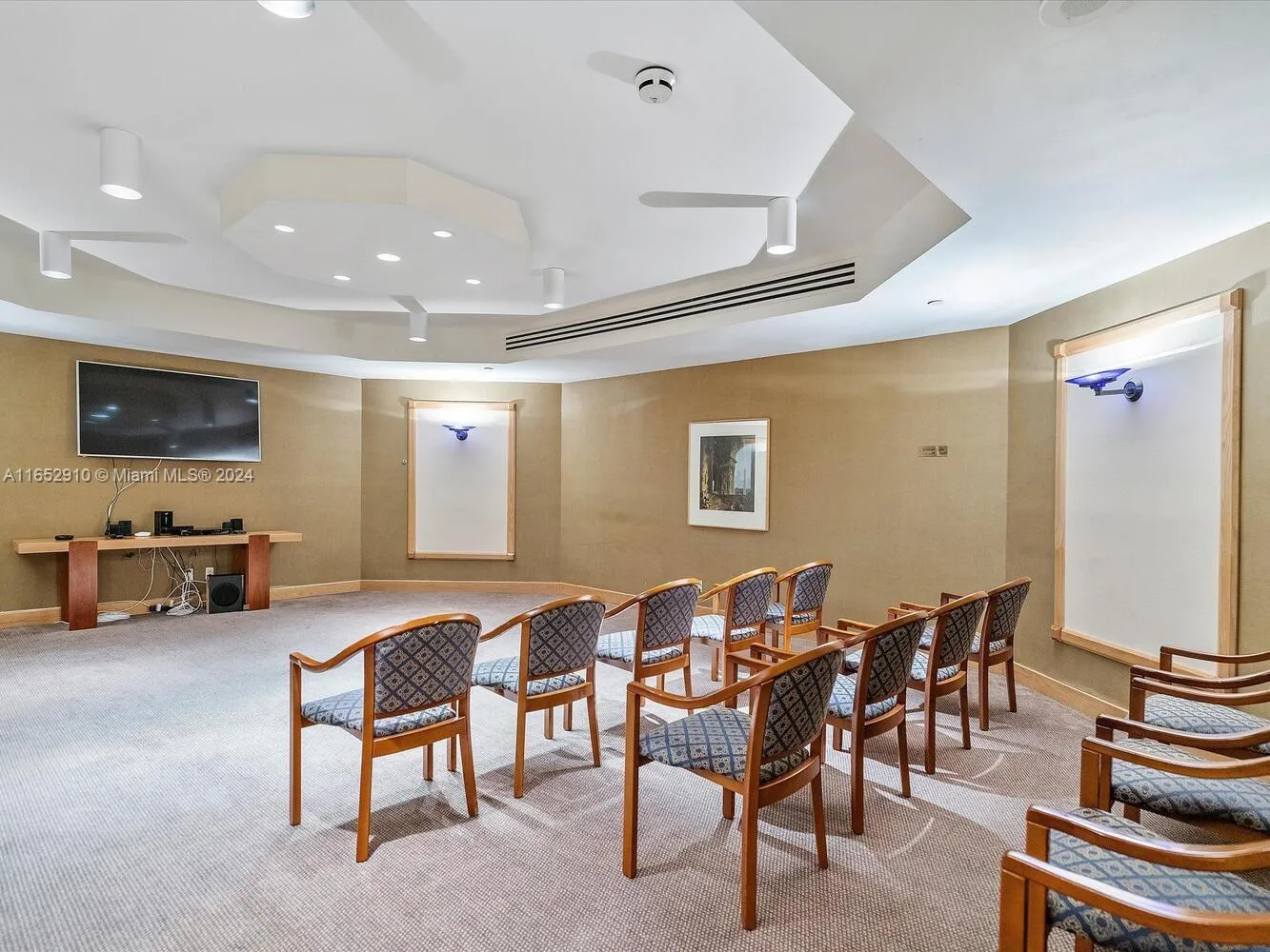 Aventura, Florida 33180, United States, 2 Bedrooms Bedrooms, ,2 BathroomsBathrooms,Residential,Active,44322