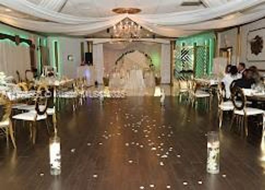 Great business opportunity. This Banquet Hall has been established for more than 24+ years. It features an excellent location, completely remodeled and in perfect conditions, over 6,500 square feet, two ballrooms fitting a total of 370 persons, Ideal location for weddings and other events. Over $150,000 in equipment and inventory. Move quickly since this one will not last.