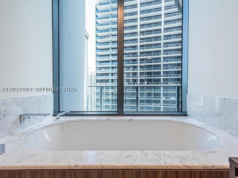 1000 Brickell Plz 3509
