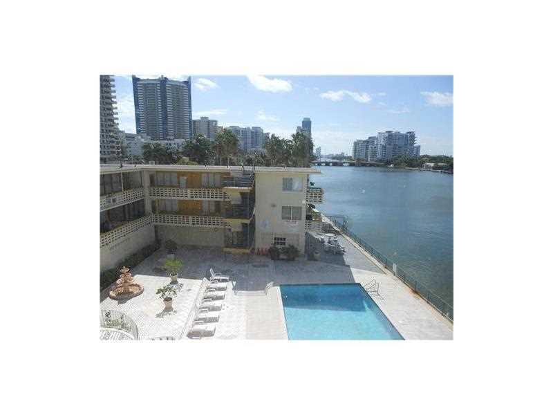 STUDIO APARTMENT WITH GUEST PARKING AVAILABLE TO RESIDENTS. ONE BLOCK FROM THE BEACH, CLOSE TO SUPERMARKET, RESTAURANTS, AND SHOPPING AREA. $ 400/MO MAINTENANCE FEE INCLUDES UTILITIES, PROPERTY TAXES, & INSURANCE. GREAT OPPORTUNITY TO OWN ACROSS FROM THE OCEAN!!!