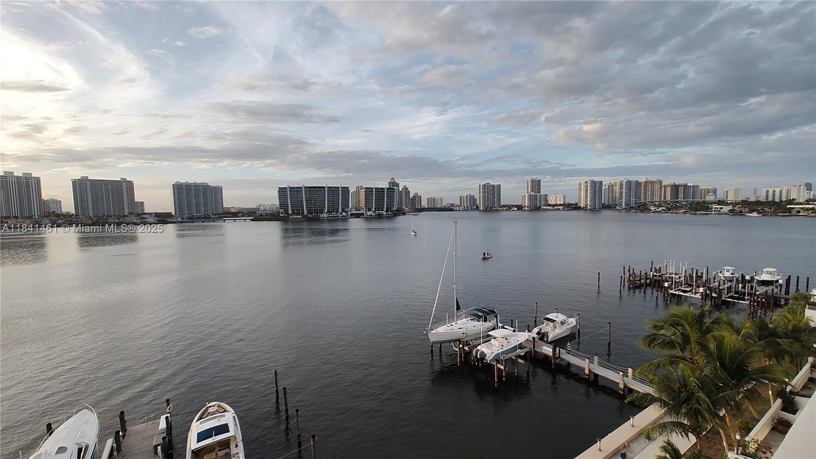 EDEN ROC CONDO - Residential Lease