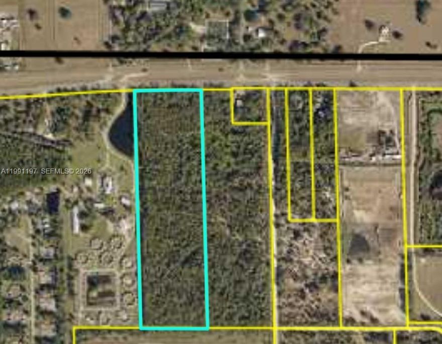 This 47.75 acres of vacant land in Clewiston, Hendry County is a prime opportunity for anyone looking to invest in
property. The land boasts main road frontage on E State Road 80, providing easy access for both personal and
potential commercial use. The property is located in a growing area, making it a great investment for the
future. The location of this property is ideal, as it is situated just off a main road, It is just a short drive to the
nearest town, where you will find grocery stores, restaurants, and other shops. a short drive to major highways,
making it easy to get to other parts of the state. It is a great opportunity for a developer or investor looking for a
large parcel of land to develop in a growing area