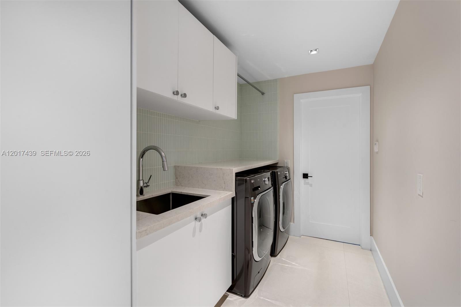 LEEWOOD LANE REVISED - Residential