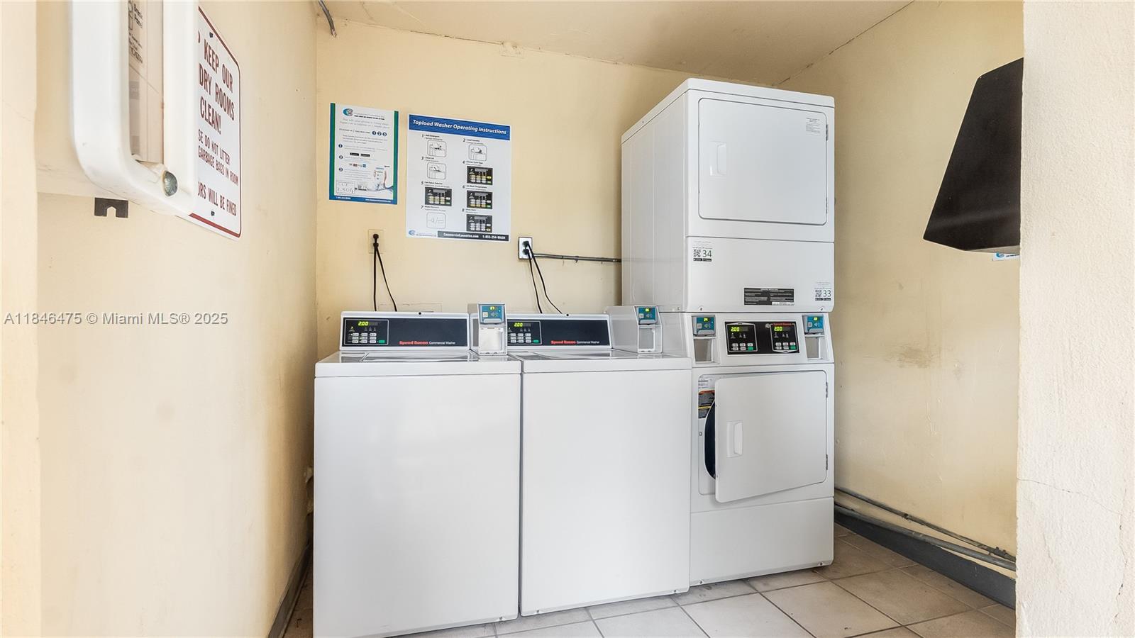 COURTYARDS AT KENDALL CON - Residential