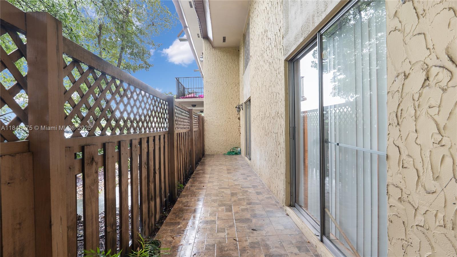 COURTYARDS AT KENDALL CON - Residential