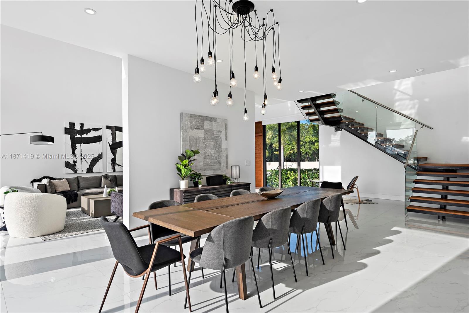 MARINA LAKES 1ST ADDN - Residential Lease