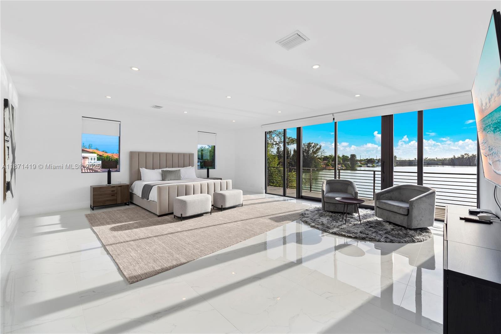 MARINA LAKES 1ST ADDN - Residential Lease