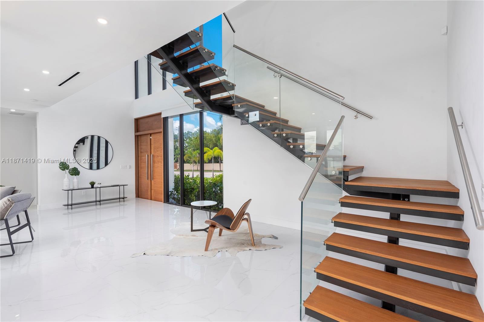 MARINA LAKES 1ST ADDN - Residential Lease