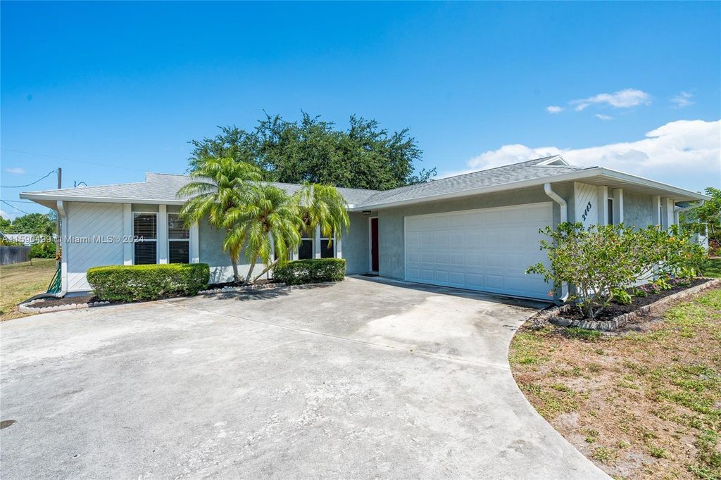 Photo of 2443 SE Shipping Rd, Port Saint Lucie, FL 34952 (MLS # A11590499)