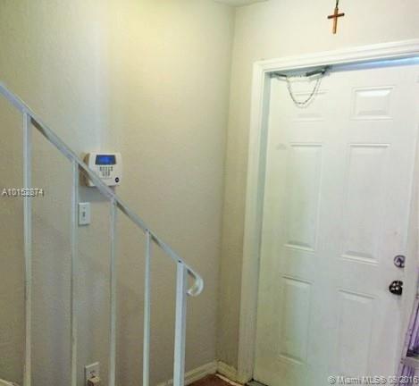 Lauderhill Manor 75-43 B - Residential Income