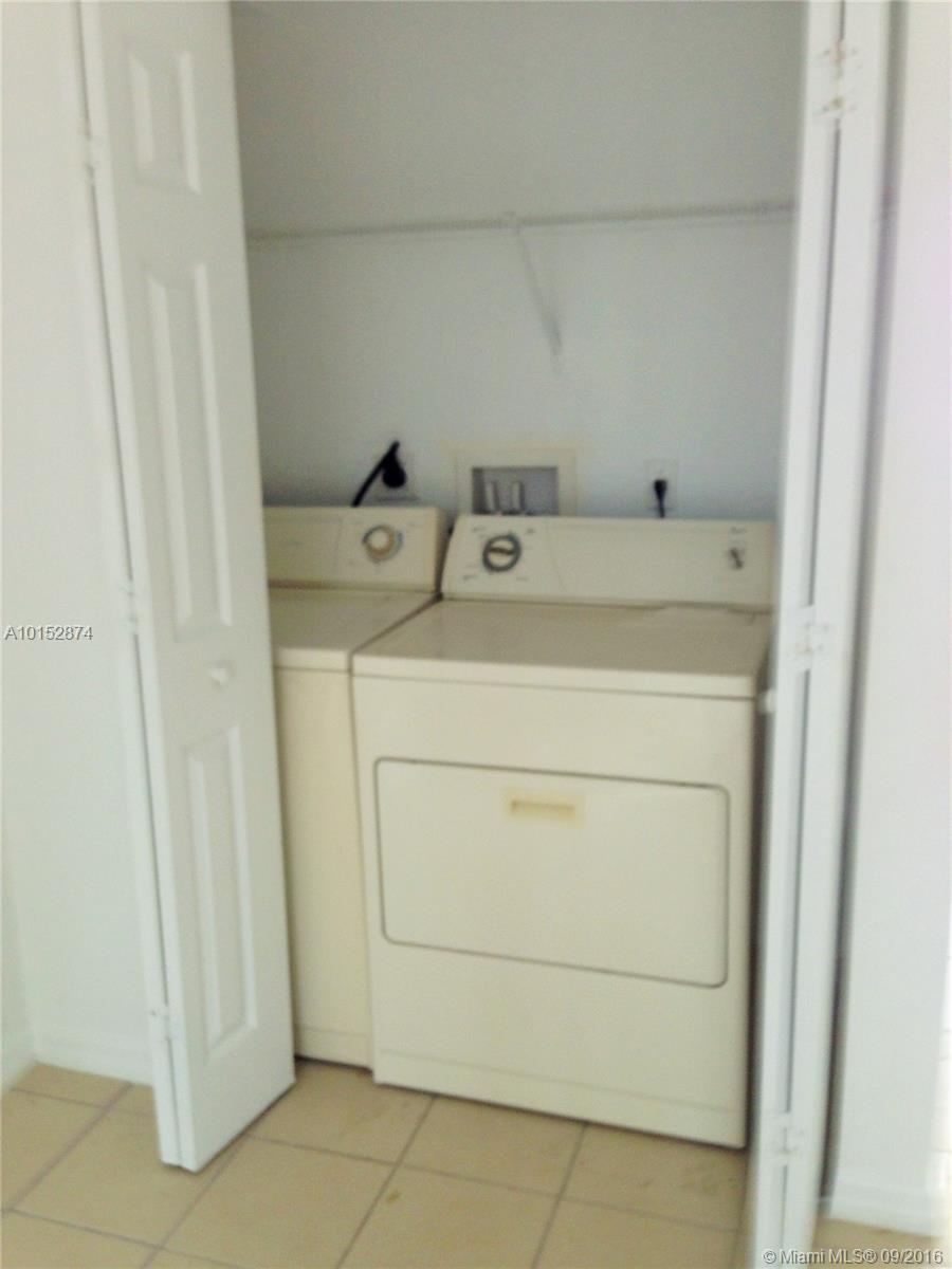 Lauderhill Manor 75-43 B - Residential Income