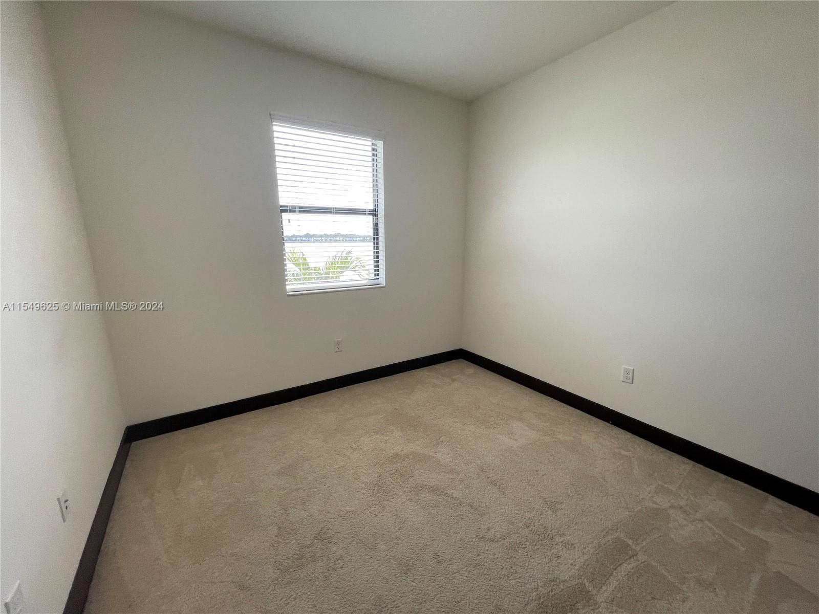 DUNNWOODY LAKE - Residential Lease