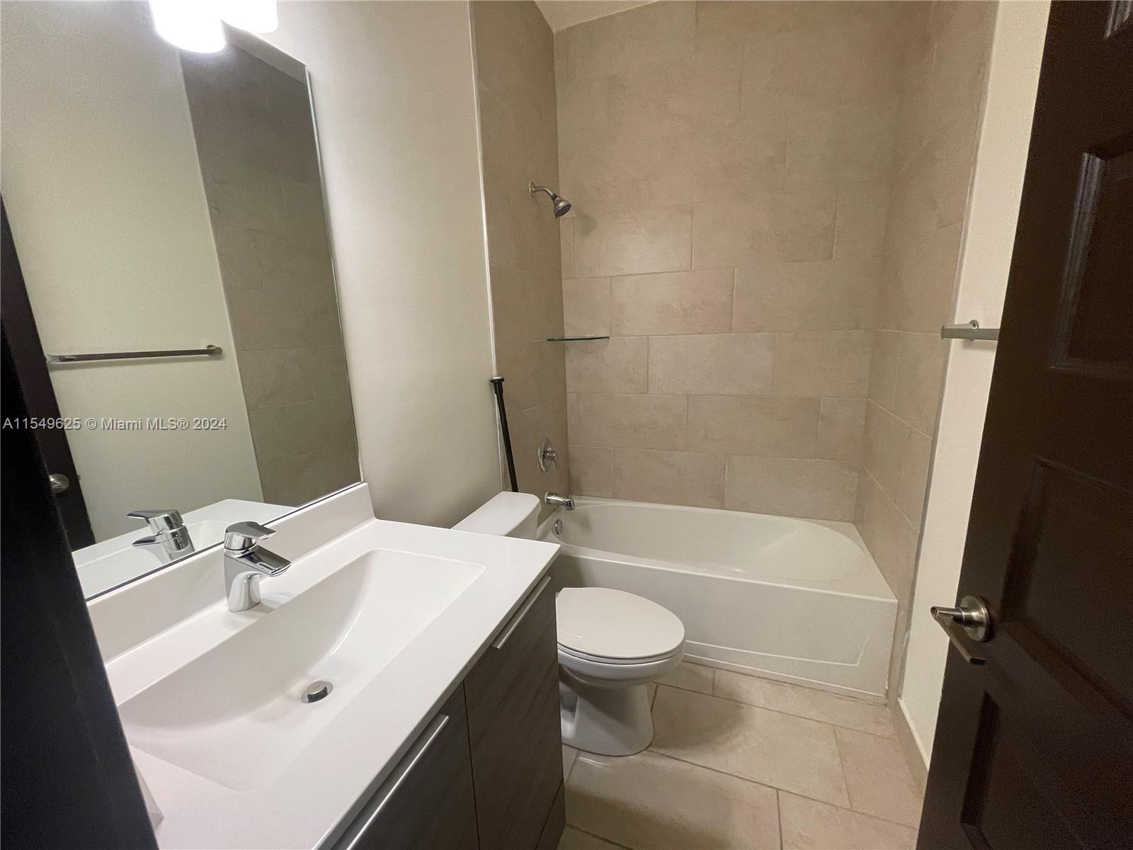 DUNNWOODY LAKE - Residential Lease